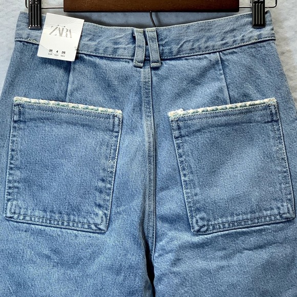 Zara Jeans Womens 4 Tweed Trim Light Wash Hi Rise Wide Leg Cropped Flower Button - Picture 14 of 14